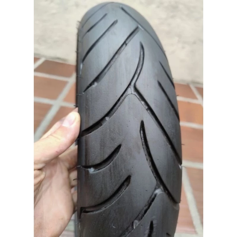 Pneu dianteiro 120/70-15 Dunlop original meia vida.