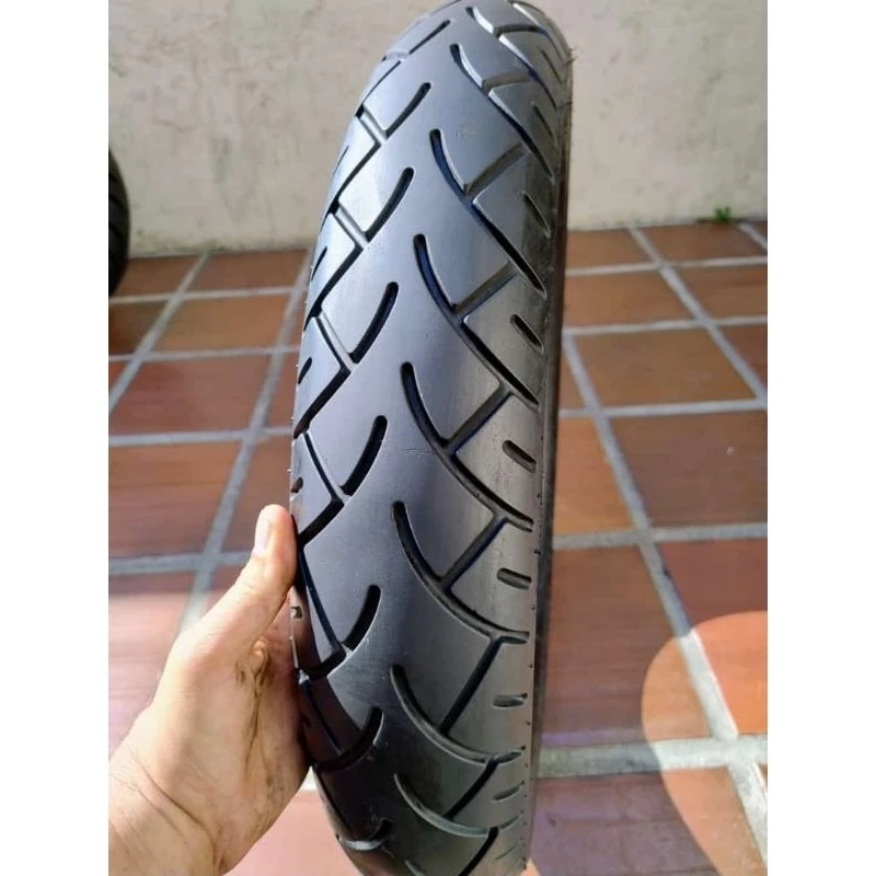 Pneu Moto 110/90-18 Metzeler ME880 Marathon Semi-novo